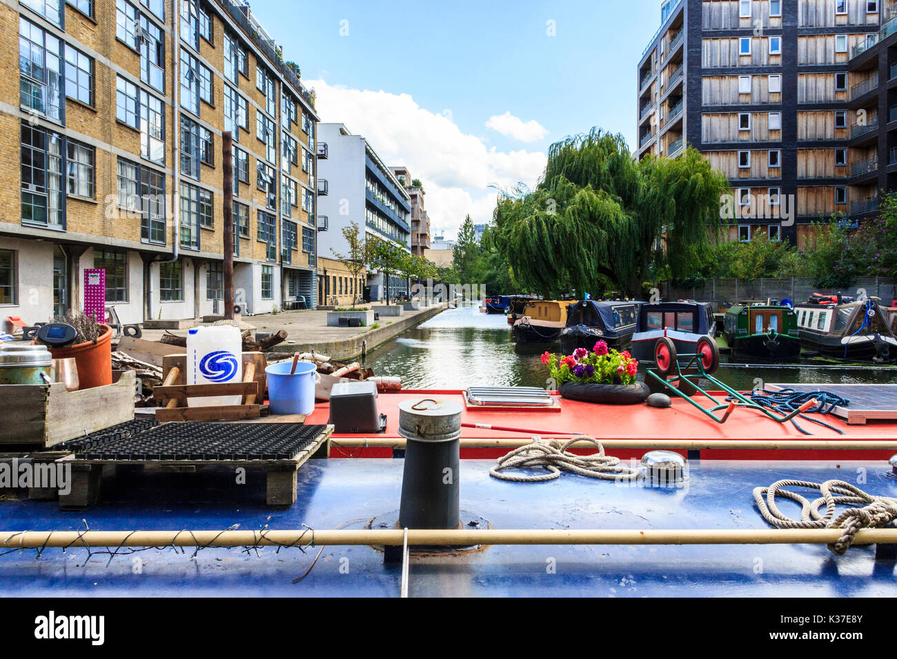 Regent's Canal, Islington, Londres, Royaume-Uni Banque D'Images