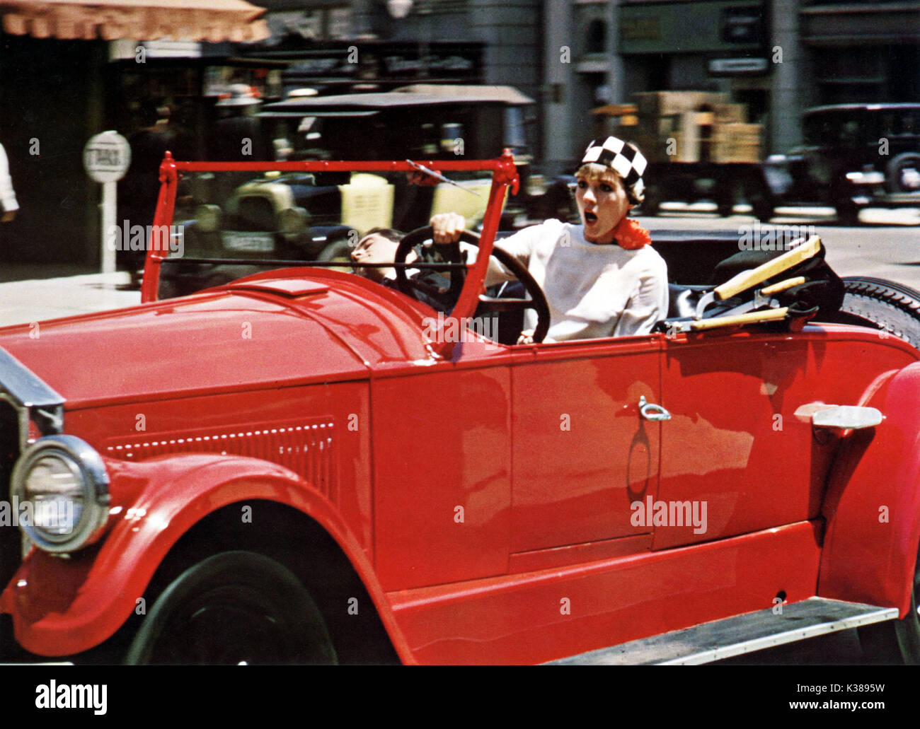 K-MARO JOHN GAVIN, Julie Andrews : la conduite automobile des femmes : crash Date : 1967 Banque D'Images