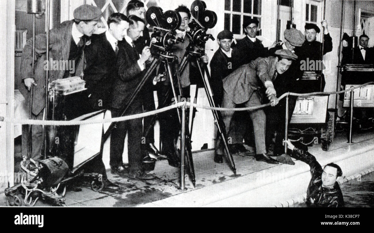 LE TRAÎTRE BIEN-AIMÉ RÉALISÉ PAR WILLIAM WORTHINGTON DIRECTEUR DE LA PHOTOGRAPHIE GEORGE W HILL AVEC E K LINCOLN date : 1918 Banque D'Images