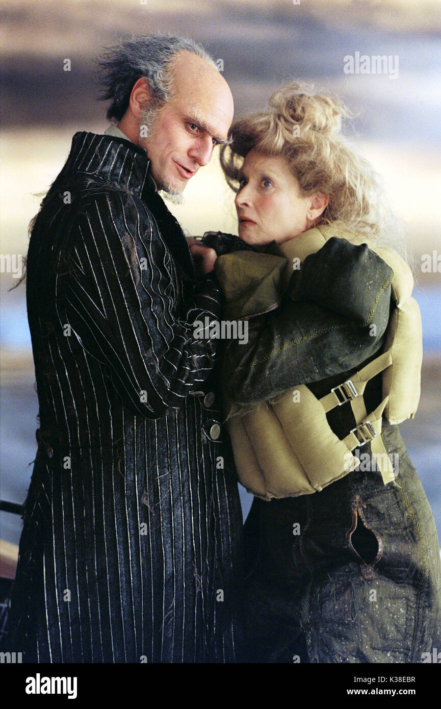 LEMONY SNICKET'S A SERIES OF UNFORTUNATE INCIDENT (US 2004) sur la photo : JIM CARREY stars comme Comte Olaf, Meryl Streep comme tante Joséphine Date : 2004 Banque D'Images