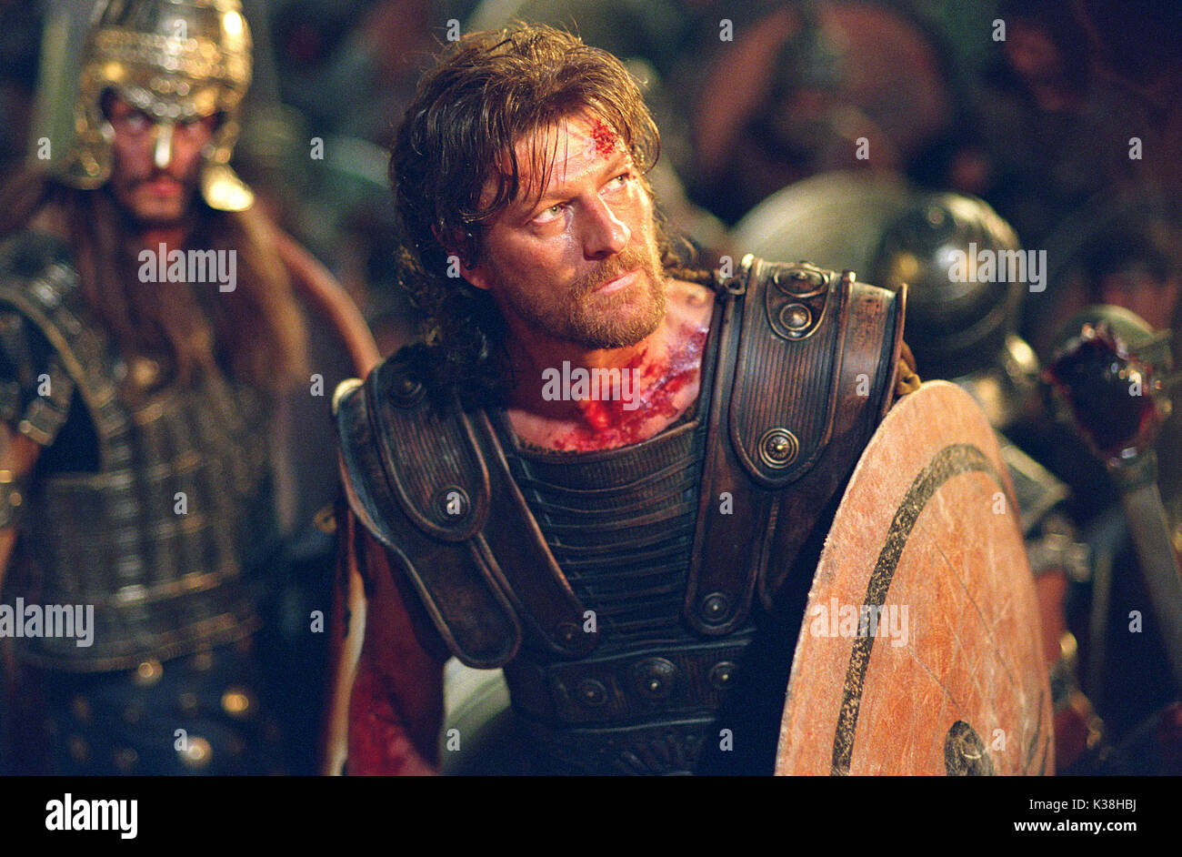 SEAN BEAN dans le rôle d'Odysseus dans Warner Bros. Troy, action et aventure épique, mettant en vedette Brad Pitt, Eric Bana et Orlando Bloom. LES PHOTOGRAPHIES DOIVENT ÊTRE UTILISÉES UNIQUEMENT À DES FINS PUBLICITAIRES, PROMOTIONNELLES, PUBLICITAIRES OU CRITIQUES DE CE FILM SPÉCIFIQUE ET RESTER LA PROPRIÉTÉ DU STUDIO. NON DESTINÉ À LA VENTE OU À LA REDISTRIBUTION. TROY [US 2004] SEAN BEAN SEAN BEAN dans le rôle de 'Odysseuss' dans Warner Bros. Troy, action et aventure épique, mettant en vedette Brad Pitt, Eric Bana et Orlando Bloom. PHOTOGRAPHIES À UTILISER UNIQUEMENT POUR LA PUBLICITÉ, LA PROMOTION, LA PUBLICITÉ OU L'EXAMEN DE CETTE MOTION PICTU SPÉCIFIQUE Banque D'Images