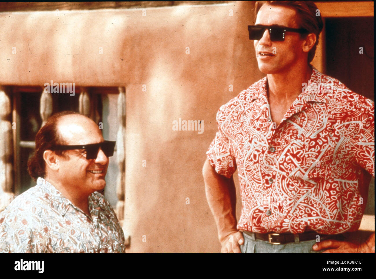 Des jumeaux DANNY DE VITO et Arnold Schwarzenegger Date : 1988 Banque D'Images