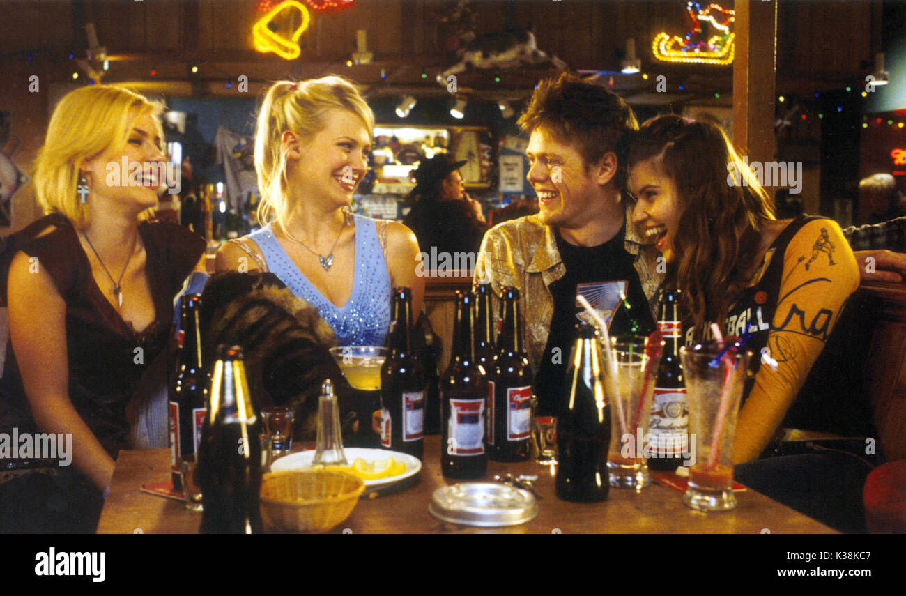 LOVE ACTUALLY Elisha Cuthbert, JANUARY JONES, KRIS MARSHALL, SHANNON ELIZABETH Date : 2003 Banque D'Images