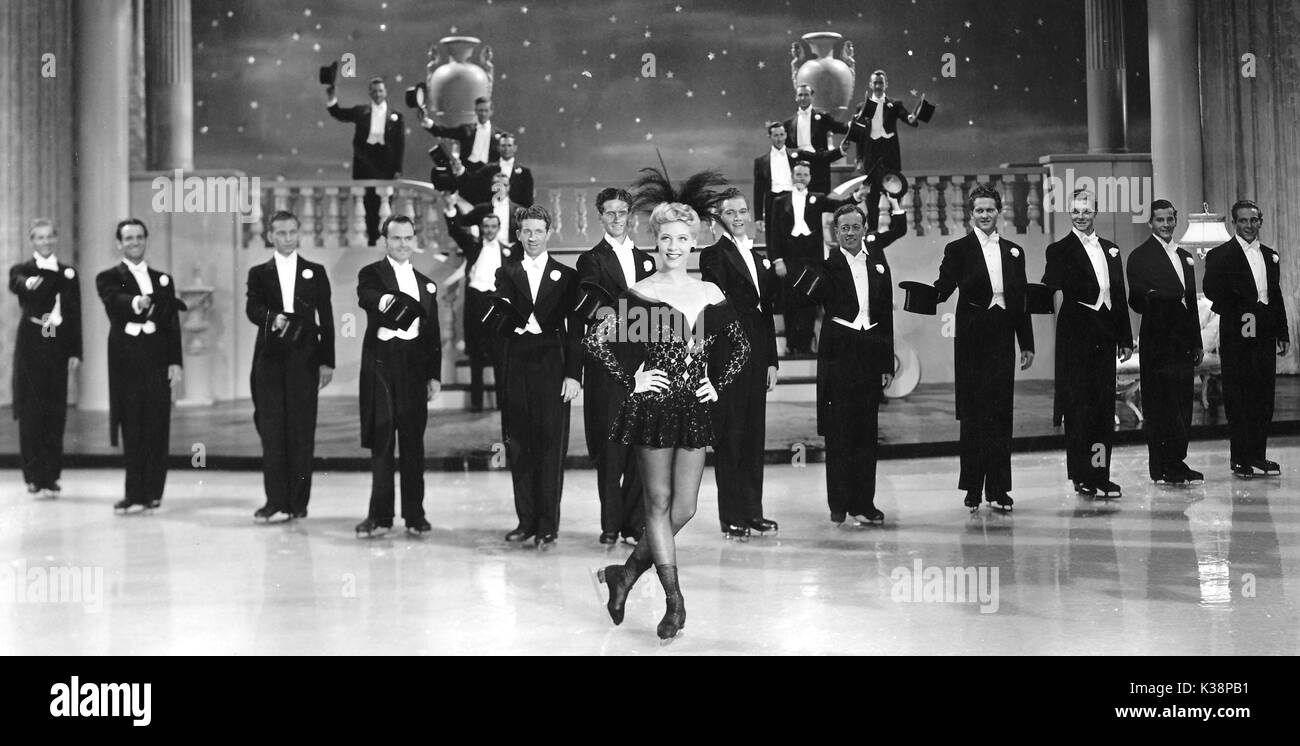 LADY LET'S DANCE [US] 1944:Directeur Frank Woodruff Belita posée est LADY LET'S DANCE [US] 1944 BELITA POSÉE EST Date : 1944 Banque D'Images