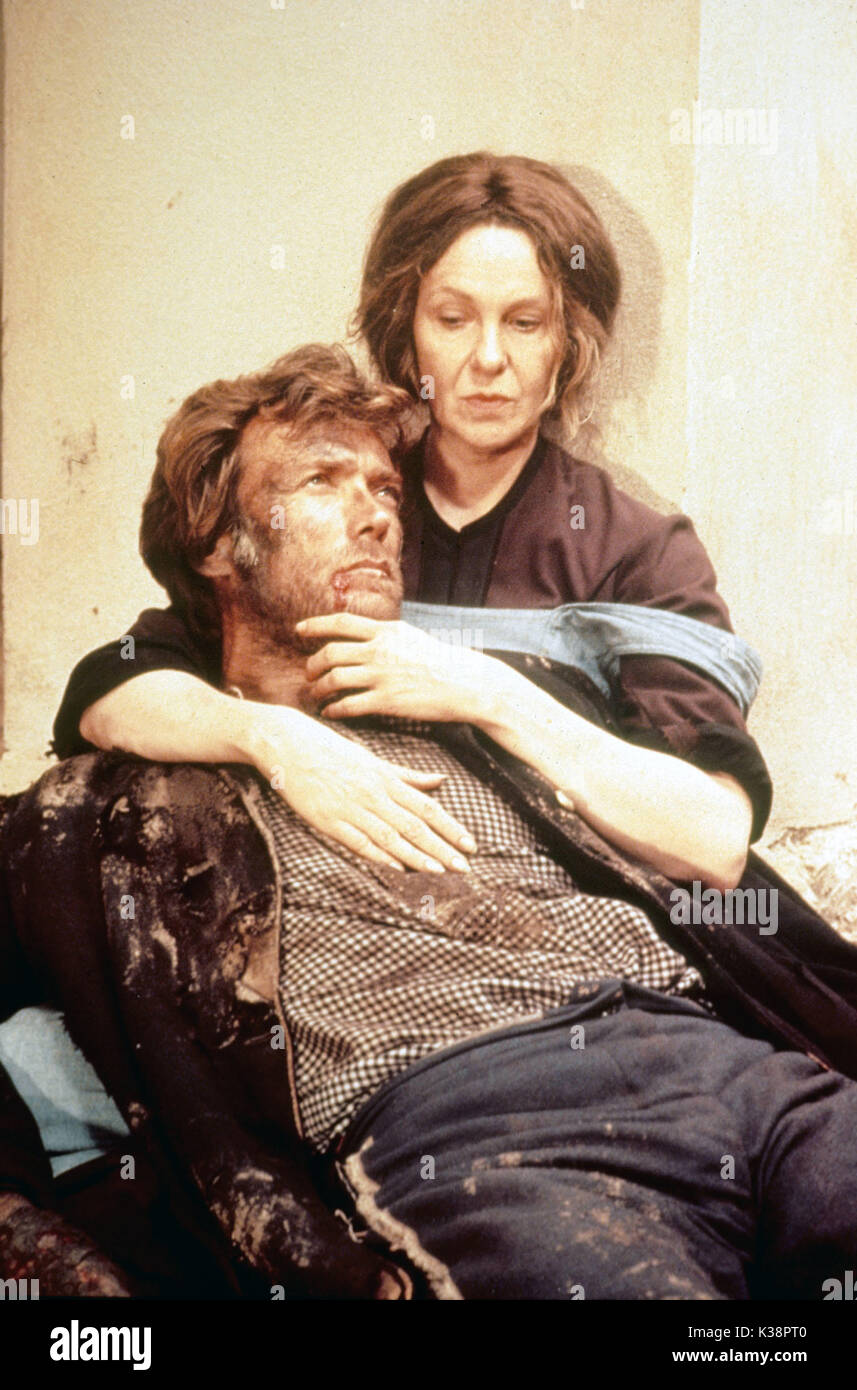 La SÉDUISIT CLINT EASTWOOD, GERALDINE PAGE Date : 1971 Banque D'Images