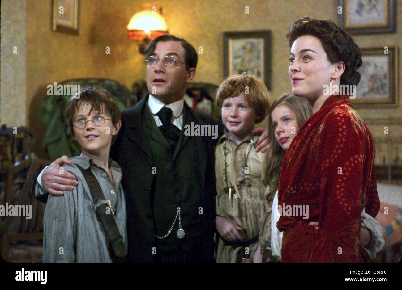 PETER PAN HARRY NEWELL, Jason Isaacs, FREDDIE POPPLEWELL, RACHEL HURD-WOOD, OLIVIA WILLIAMS Date : 2003 Banque D'Images