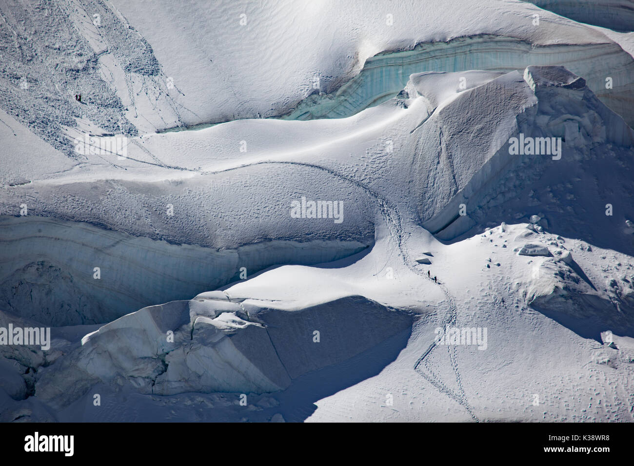 Aiguille du Midi : la voie vers le Mont Blanc du Tacul Banque D'Images