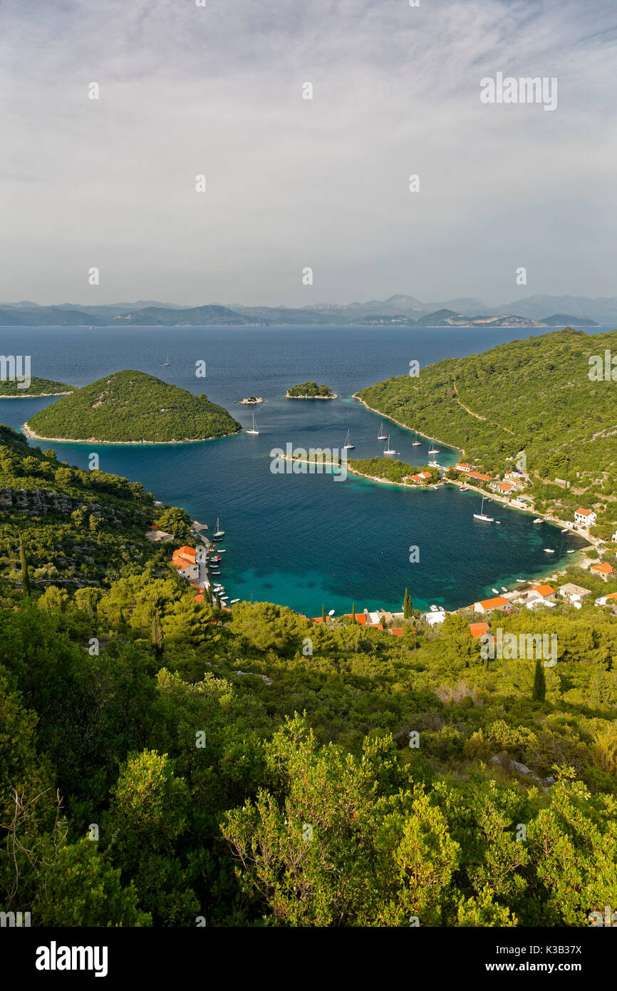 Port de prozurska luka avec une vue sur la partie continentale de la Croatie, l'île de Mljet, Dubrovnik neretva-, Dalmatie, Croatie Banque D'Images
