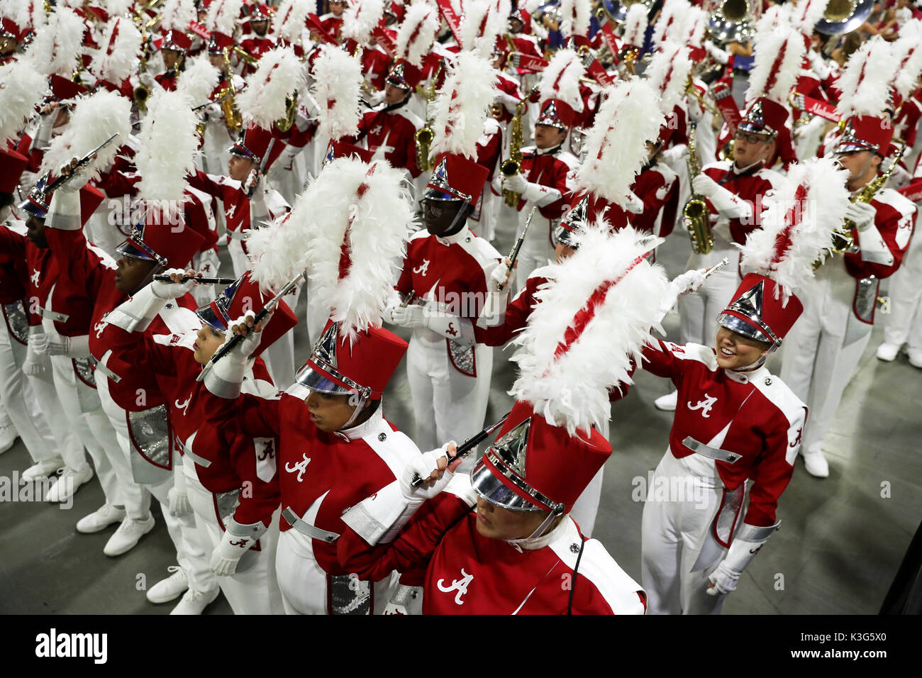 Atlanta, Georgia, USA. 2Nd Sep 2017. MONICA HERNDON | fois.L'Alabama Crimson Tide joue au cours de pep rally au Fan Fest au Georgia World Congress Center avant le match entre la Florida State Seminoles et les Alabama Crimson Tide le samedi 2 septembre 2017 au stade de benz de Mercedes à Atlanta, Géorgie. Credit : Monica Herndon/Tampa Bay Times/ZUMA/Alamy Fil Live News Banque D'Images