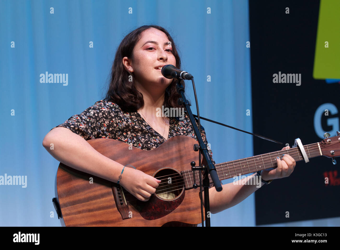 Londres, Royaume-Uni. 3 Septembre, 2017. Ella Tobin assiste à la maire de Londres Concerts Grand Final qui a eu lieu à Westfield, bergers Bush, Londres. Douze finalistes il bataille .Concerts est plus qu'un concours. Pour ceux qui restent le cours, une foule de possibilités s'ouvre à eux par une plus large Busk à Londres - programme payé pas cher, les terres privées de la rue avec le potentiel de gains de travail, la gestion de l'événement et de l'industrie l'accès.©Keith Larby/Alamy Live News Banque D'Images