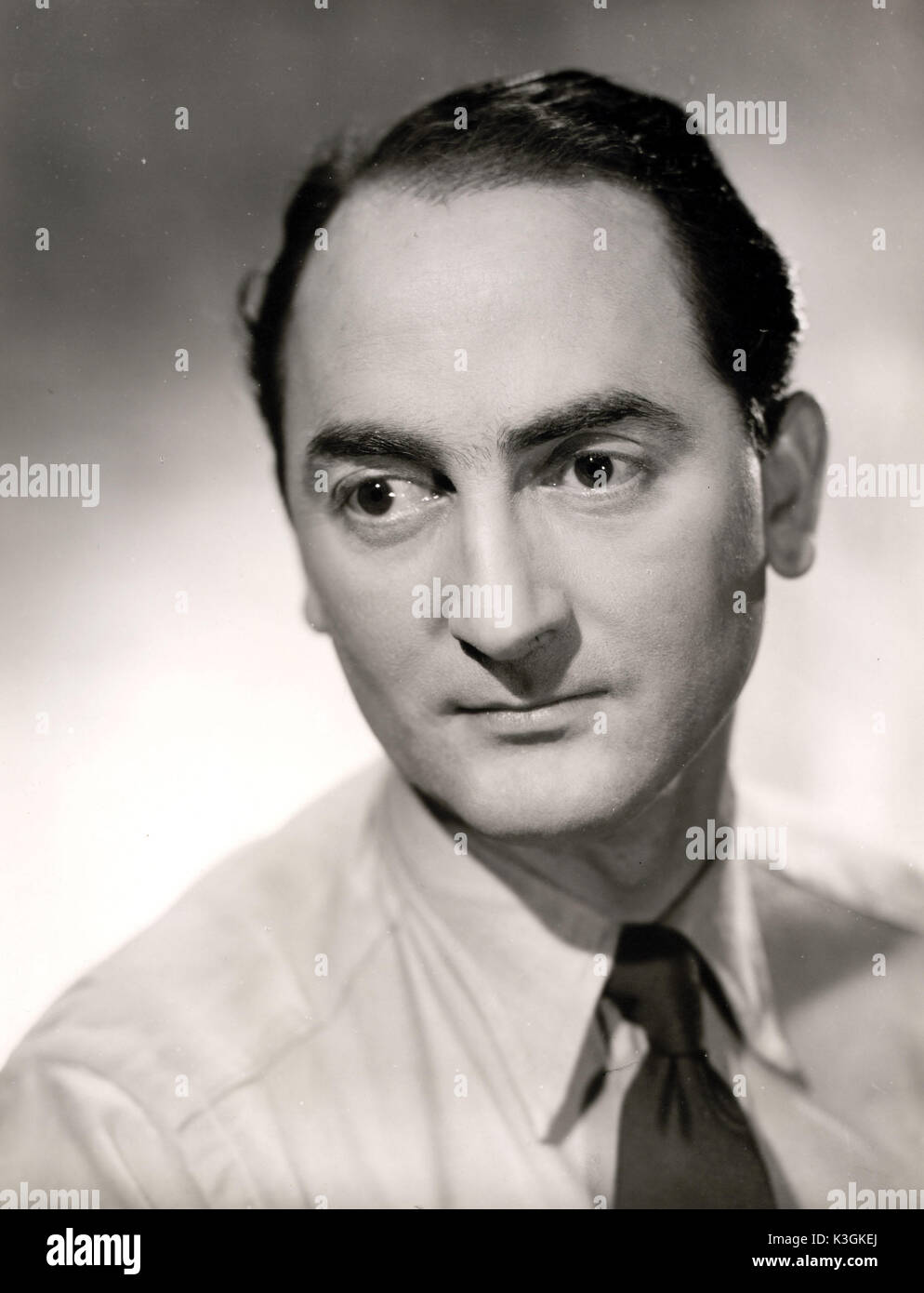 MONTY BERMAN Tempean Films c1950'S MONTY BERMAN [1912 - 2006] Directeur, producteur, réalisateur, écrivain Banque D'Images