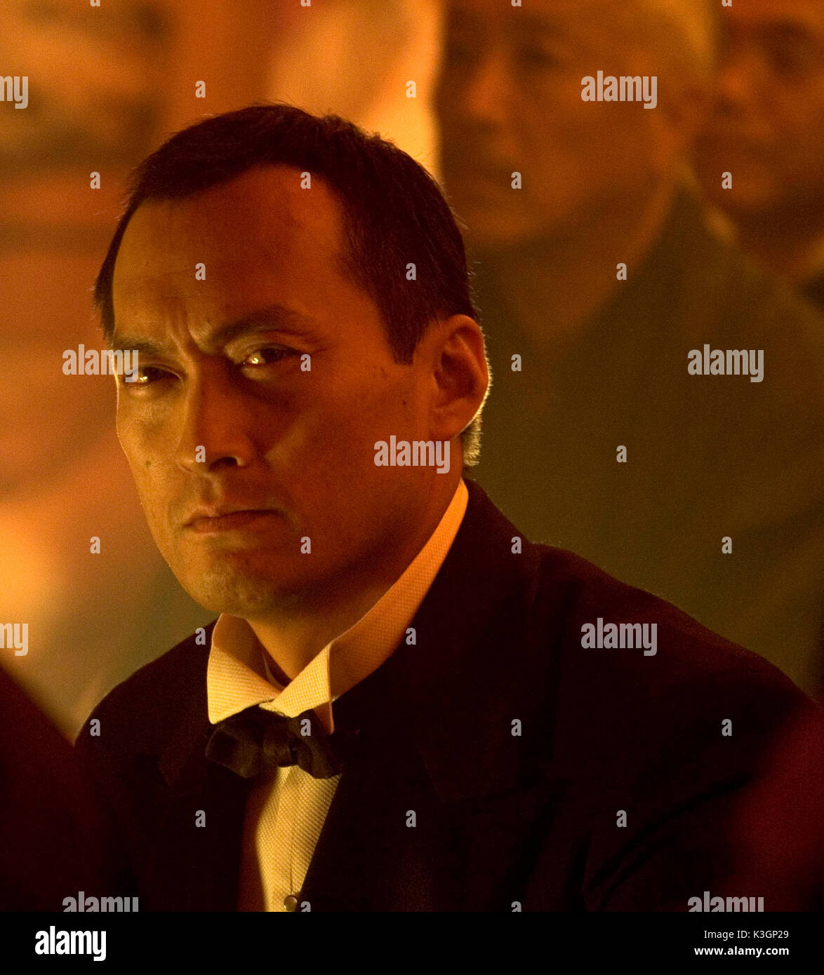 Mémoires d'une geisha stars Ziyi Zhang, Gong Li, Michelle Yeoh et Ken Watanabe et est réalisé par Rob Marshall. **Toutes LES IMAGES SONT LA PROPRIÉTÉ DE SONY PICTURES ENTERTAINMENT INC. À des fins promotionnelles seulement. Vente, LA DUPLICATION OU LE TRANSFERT DE CE MATÉRIEL EST STRICTEMENT INTERDITE. Distribué par Buena Vista International. Mémoires d'une geisha, Ken Watanabe Date : 2005 Banque D'Images