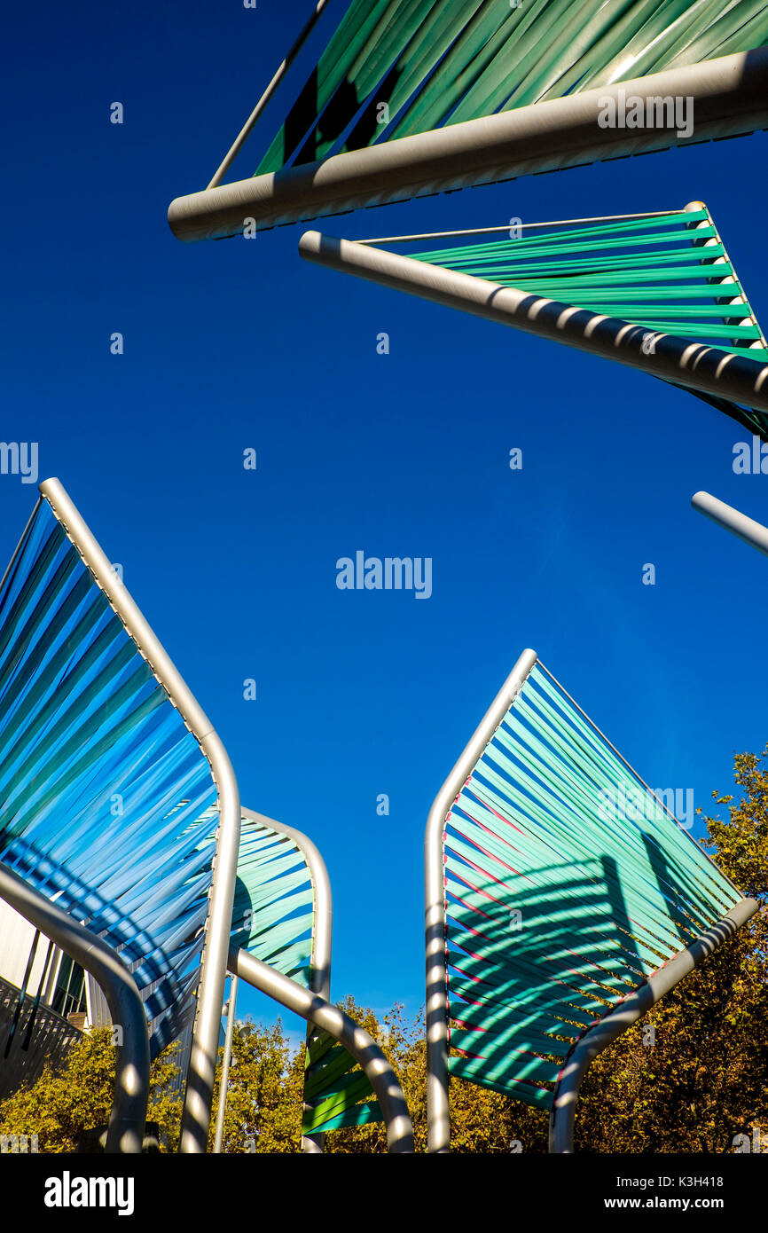 Sculpture dans le quartier Diagonal Mar, Barcelone, Catalogne, Espagne Banque D'Images
