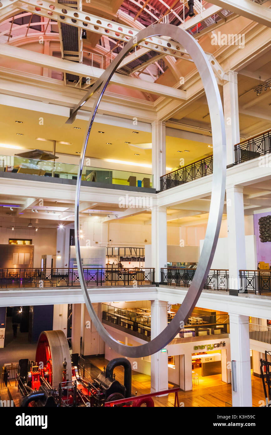 L'Angleterre, Londres, Kensington, le Science Museum, vue intérieure Banque D'Images