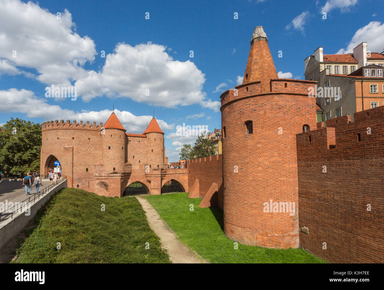 Pologne, Ville Warzaw, la barbacane, vieux murs de la ville. Banque D'Images