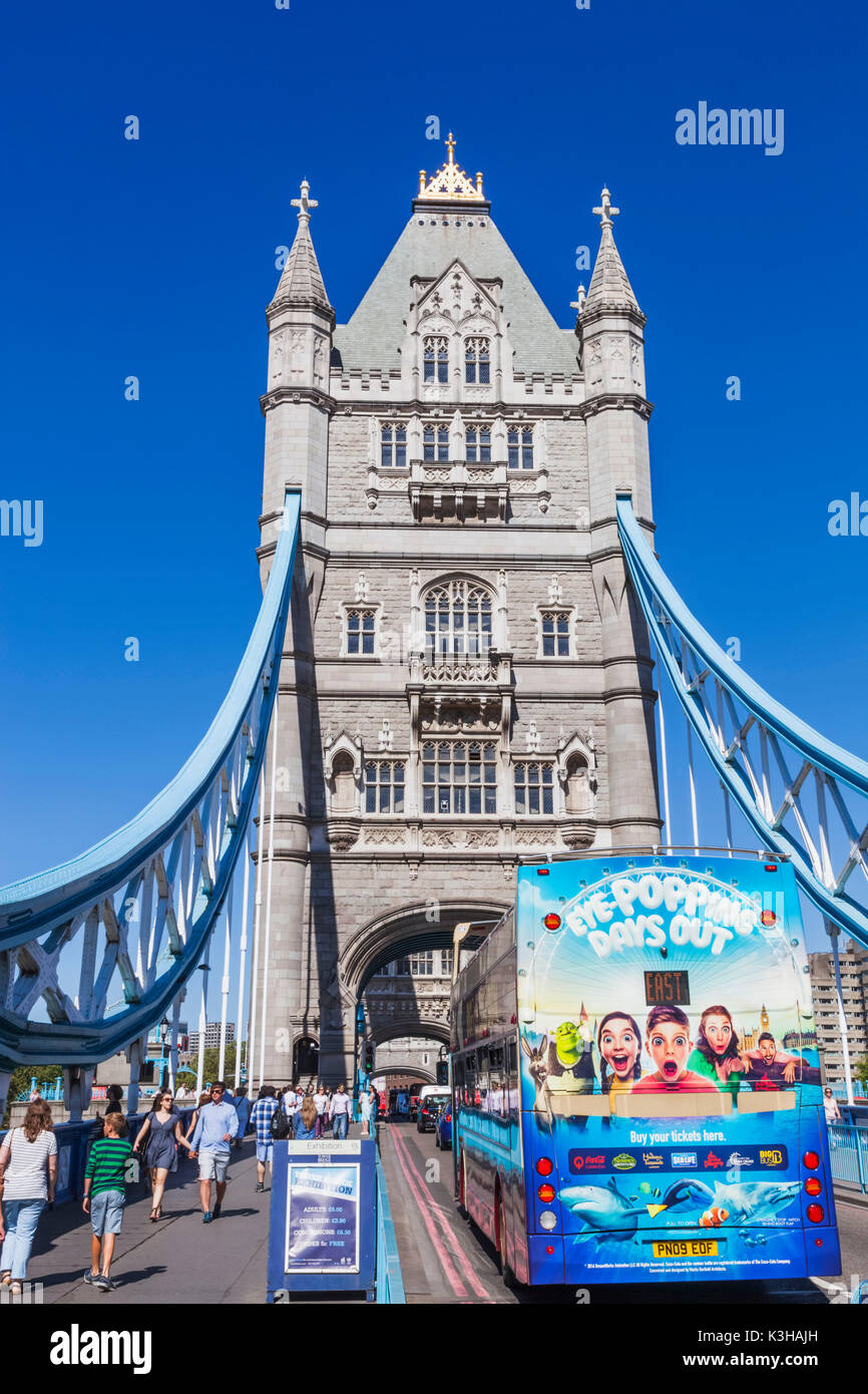 L'Angleterre, Londres, Tower Bridge Banque D'Images