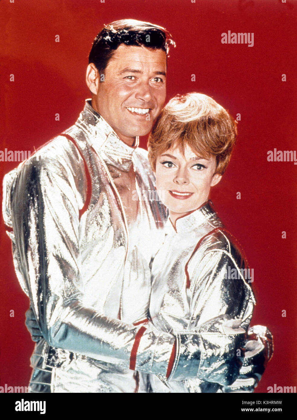 Perdus dans l'espace GUY WILLIAMS, June Lockhart Banque D'Images