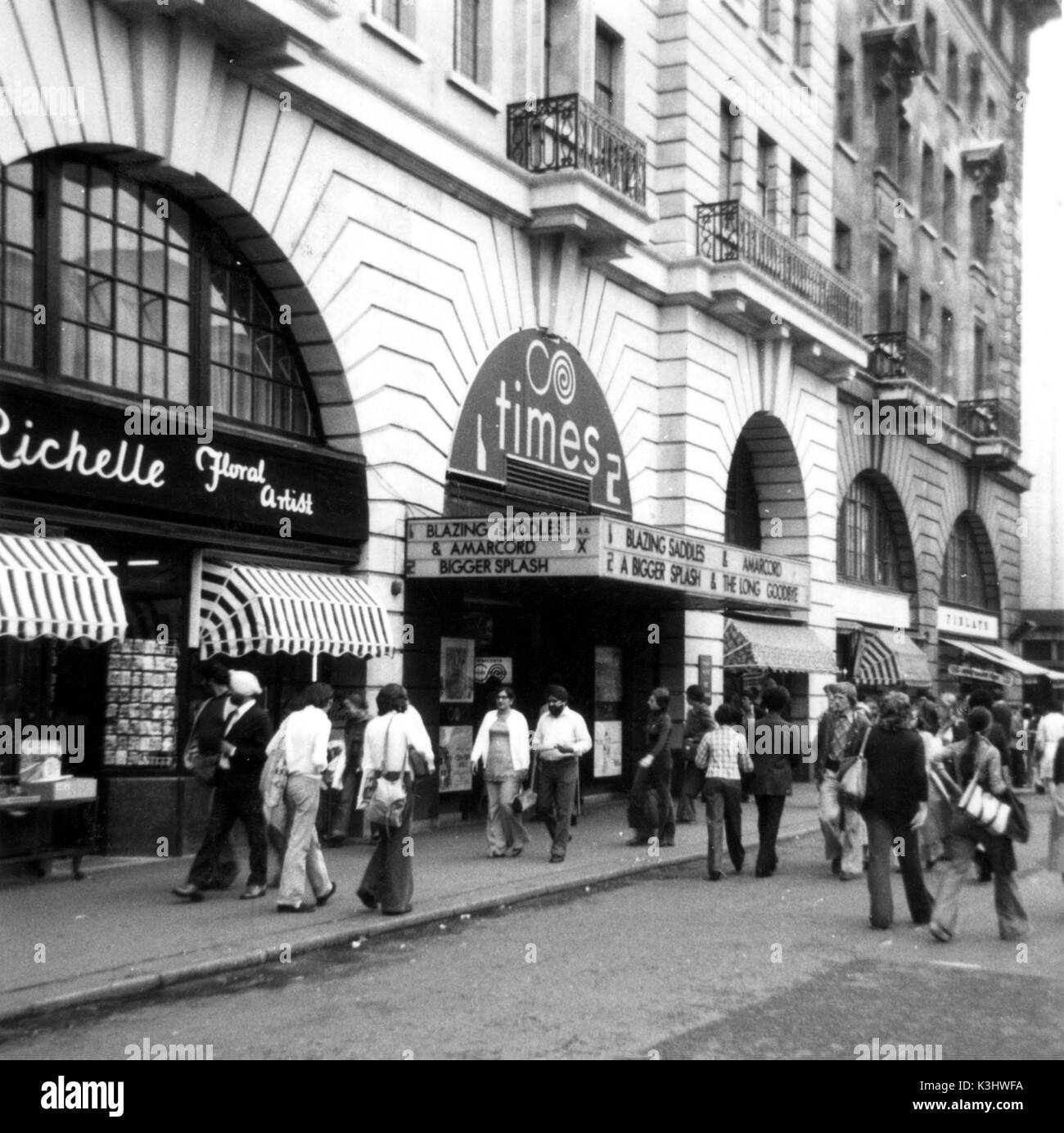 TIMES CENTA 1 & 2, BAKER STREET, LONDRES VERS LE MILIEU DES ANNÉES 1970 A BIGGER SPLASH / AMARCORD / BLAZING SADDLES Banque D'Images