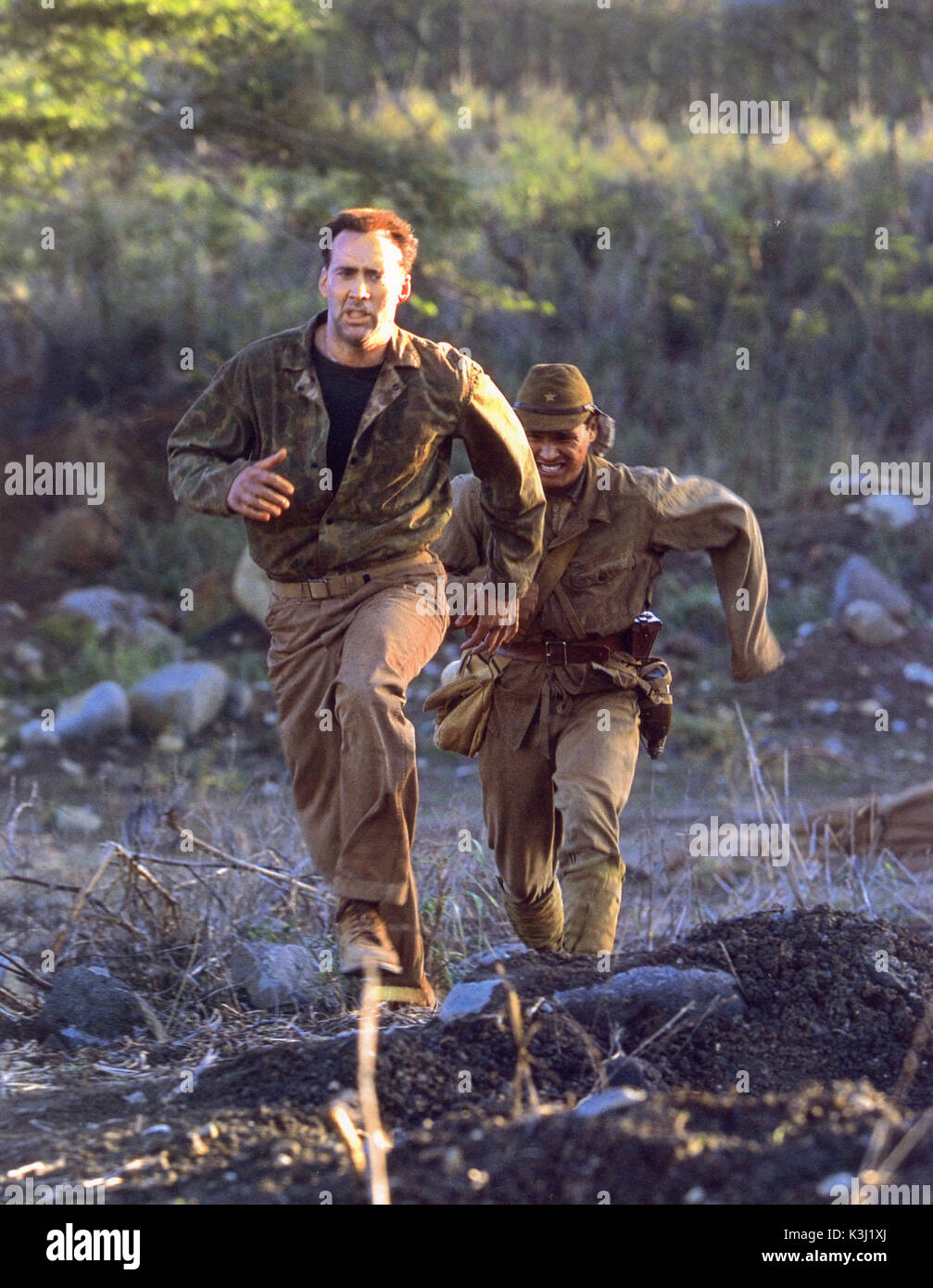 WINDTALKERS NICOLAS CAGE, ADAM BEACH Date : 2002 Photo Stock - Alamy