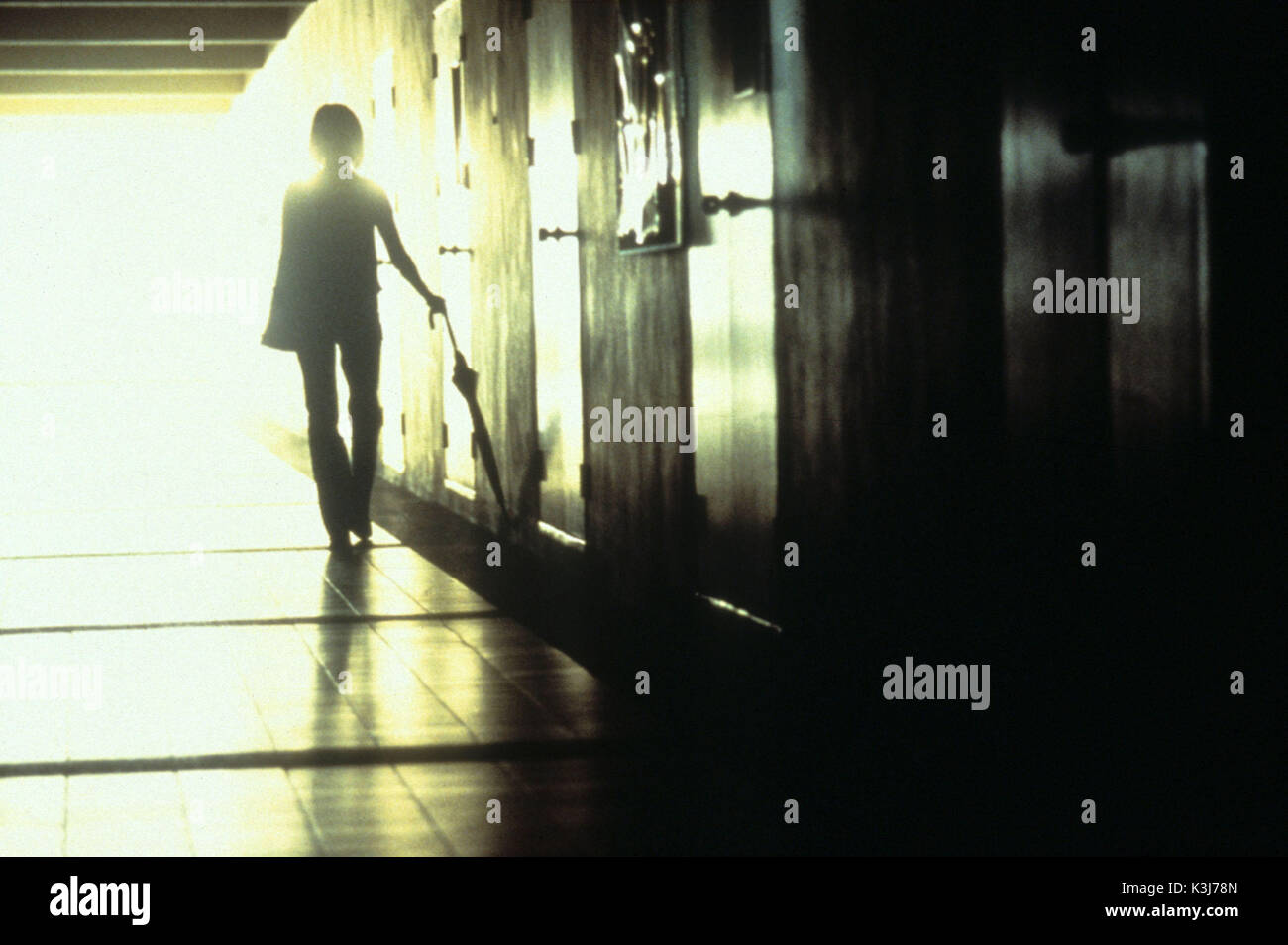 L'ŒIL aka GIN GWAII Date : 2002 Banque D'Images