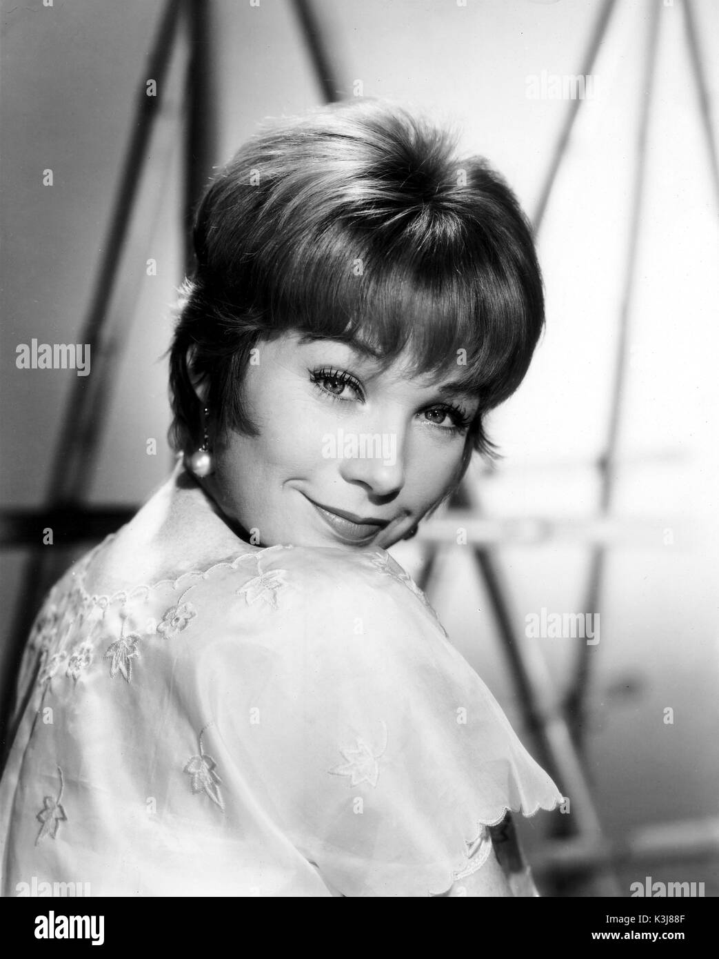SHIRLEY MACLAINE Banque D'Images