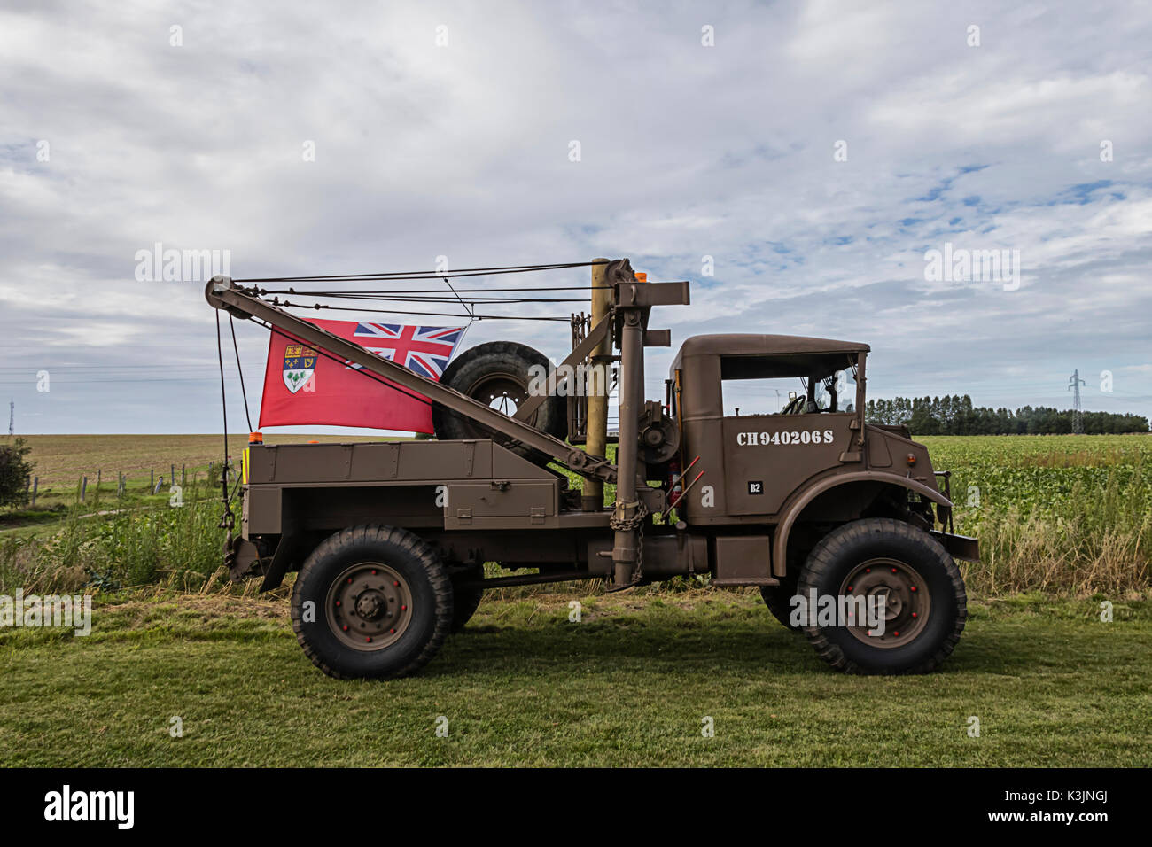 Ct15 Chevrolet véhicule de l'armée au cimetière de guerre canadien à Dieppe, Normandie, France. Banque D'Images