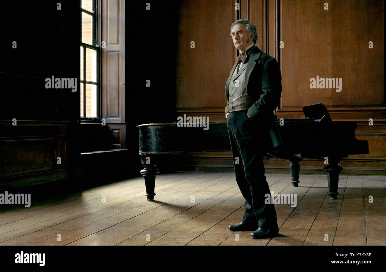 BLEAK HOUSE DENIS LAWSON comme John Jarndyce Date : 2005 Banque D'Images