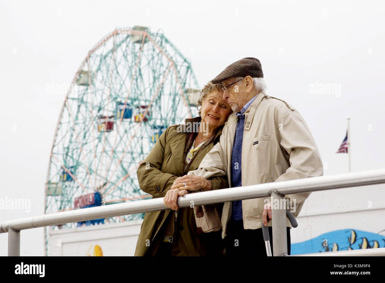 NEW YORK, JE T'AIME Cloris Leachman, ELI WALLACH NEW YORK, JE T'AIME Cloris Leachman, ELI WALLACH Date : 2009 Banque D'Images