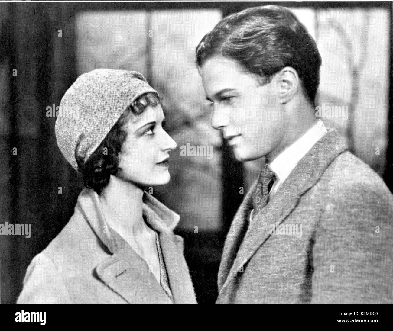 Le grand jeu [BR 1930] RENEE CLAMA, JOHN BATTEN Date : 1930 Banque D'Images