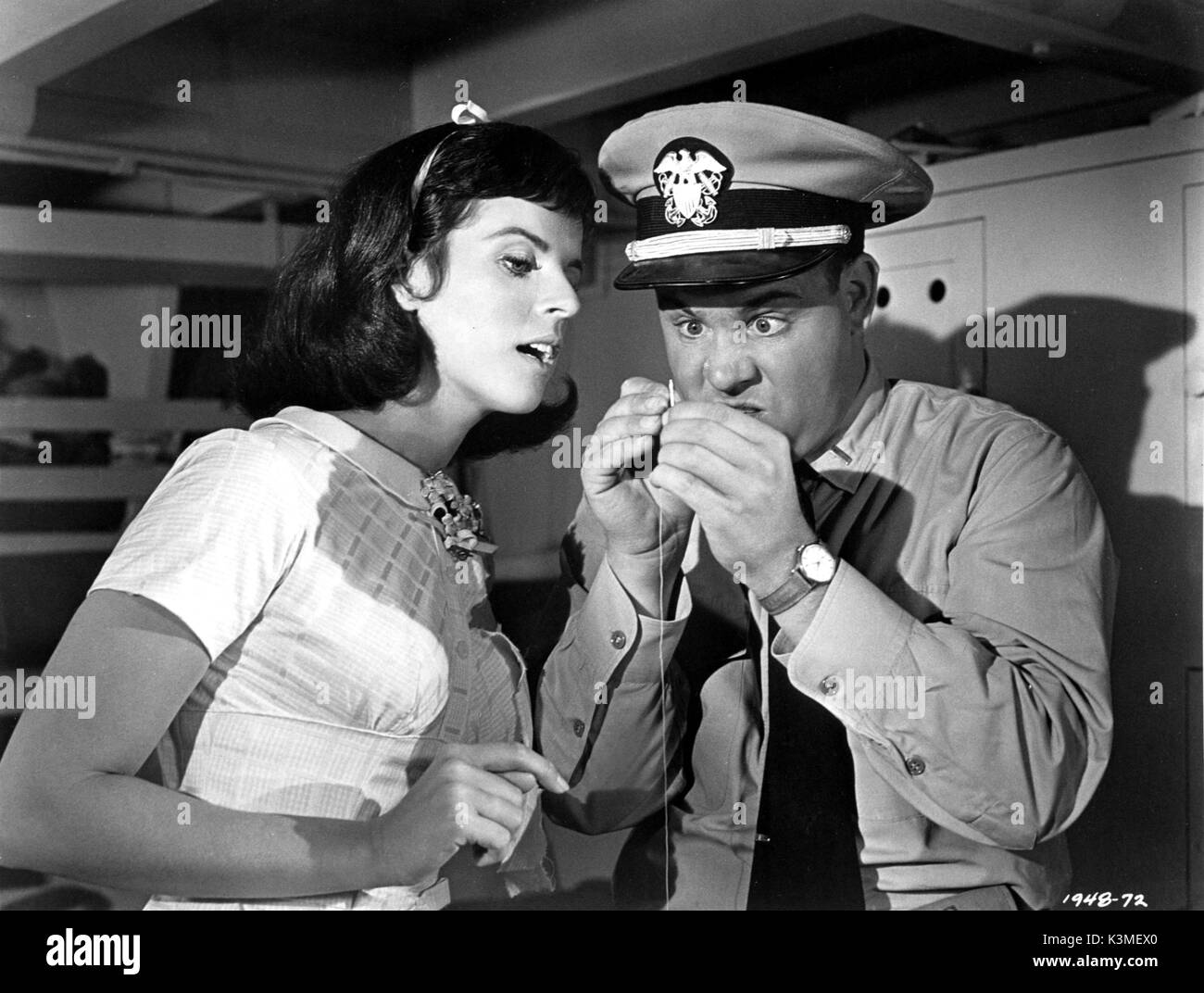 MCHALE'S NAVY [US] 1964 CLAUDINE LONGET, TIM CONWAY Date : 1964 Banque D'Images