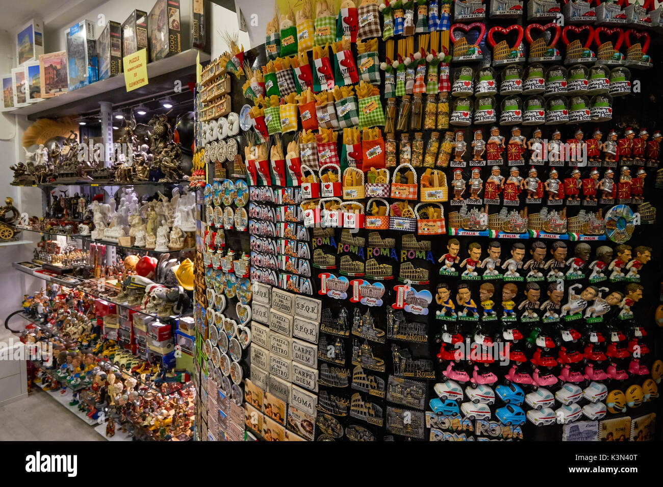 Boutique de souvenirs à Rome, Italie Banque D'Images