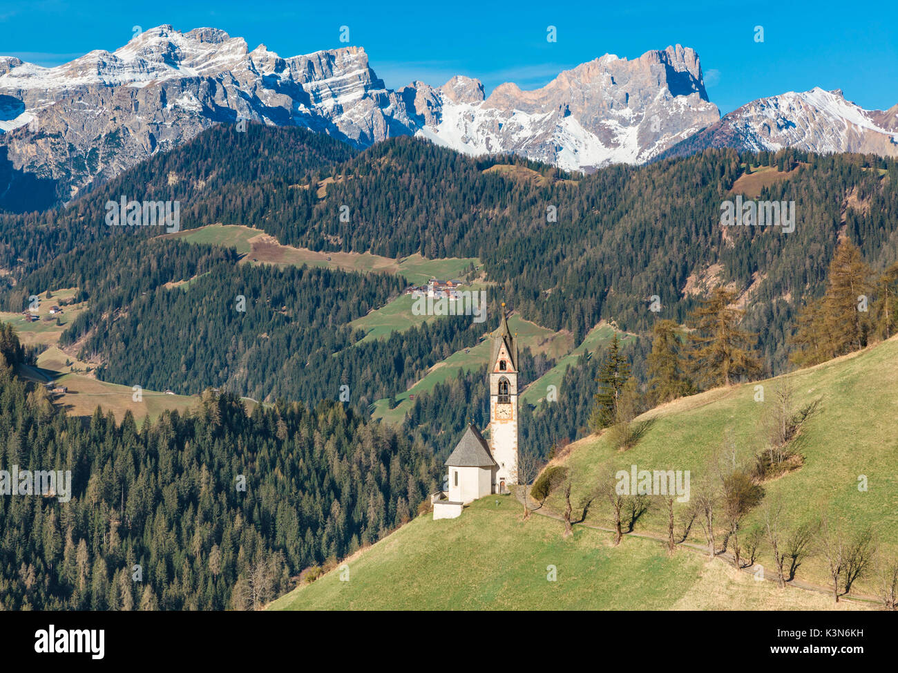 L'Europe, Italie, Tyrol du Sud, chapelle Sainte-Barbe, Tolpei, La Valle, Val Badia, Dolomites Banque D'Images