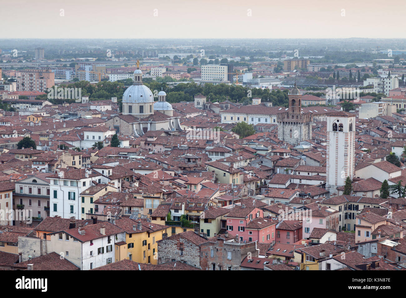 Brescia, Lombardie, Italie. Vue de château de Brescia Banque D'Images