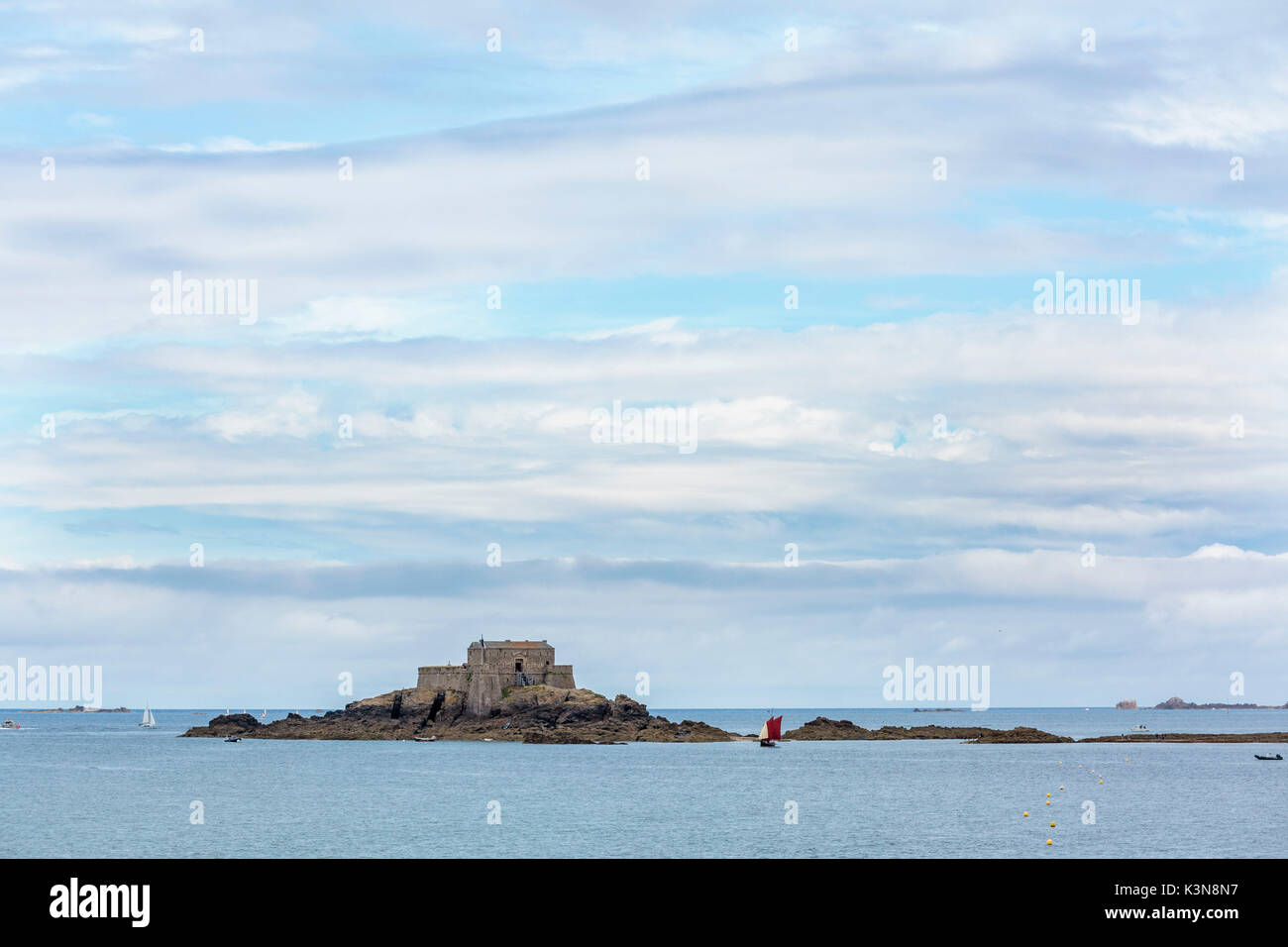 La forteresse sur Petit Bé Isle. Saint-Malo, Ille-et-Vilaine, Bretagne, France. Banque D'Images