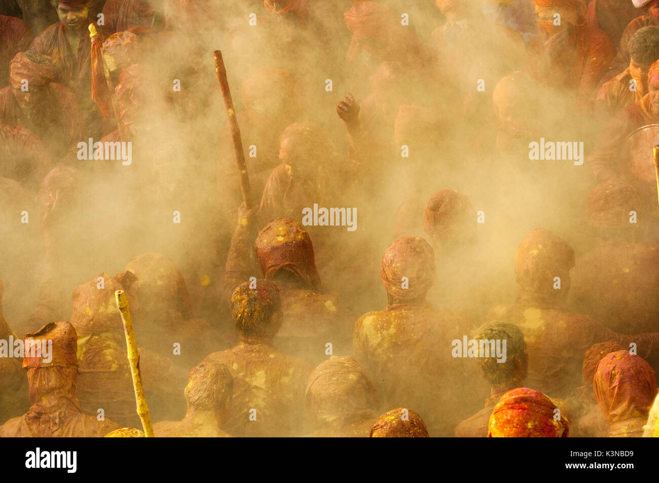 Mathura, Uttar Pradesh, Inde, Asie. Holi festival de couleurs. Banque D'Images