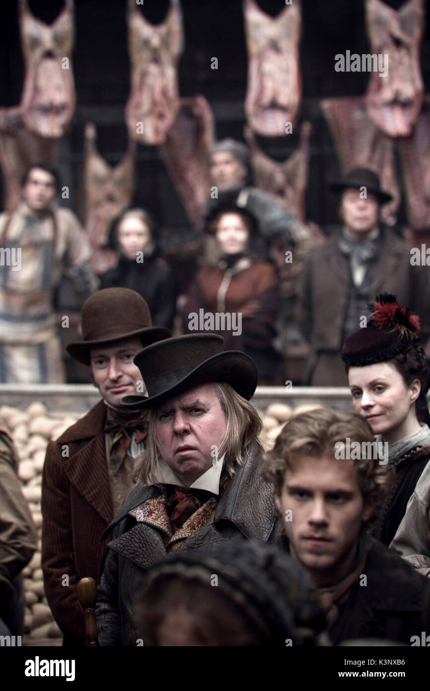 SWEENEY TODD : The Demon Barber of Fleet Street [2007] TIMOTHY SPALL [Center] Date : 2007 Banque D'Images