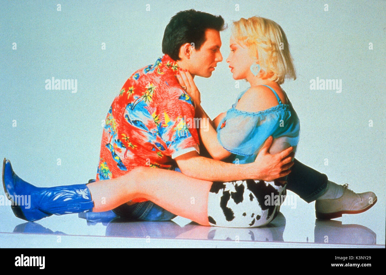 TRUE ROMANCE [1993] BRAD PITT, Michael Rappaport, CHRISTIAN SLATER, Patricia Arquette Date : 1993 Banque D'Images