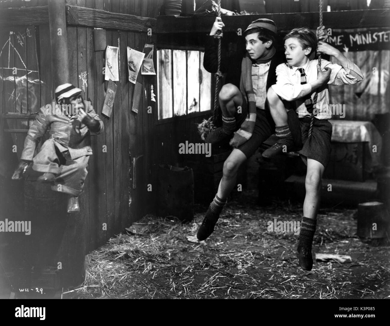 WILLIAM ARRIVE EN VILLE [BR 1948] BRIAN WESKE, JAMES CRABBE Date : 1948 Banque D'Images