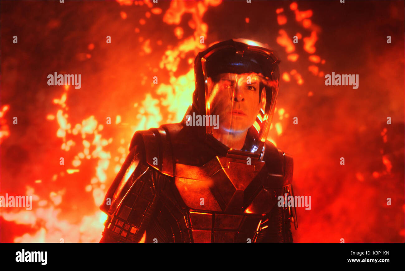 STAR TREK INTO DARKNESS [US] 2013 Zachary Quinto que M. Spock Date : 2013 Banque D'Images