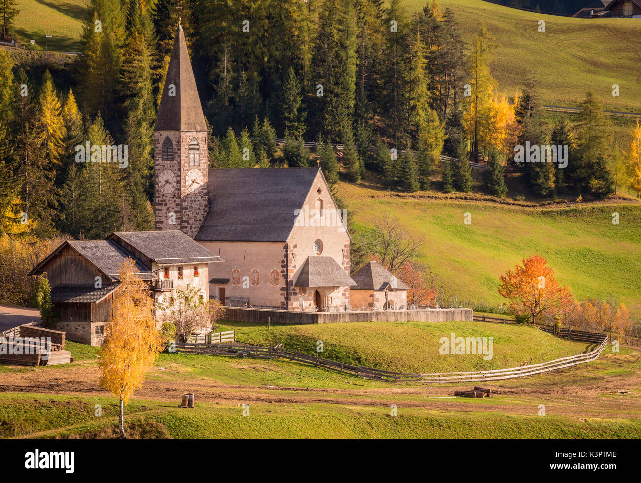 Val di Funes, Trentin-Haut-Adige, Italie Banque D'Images