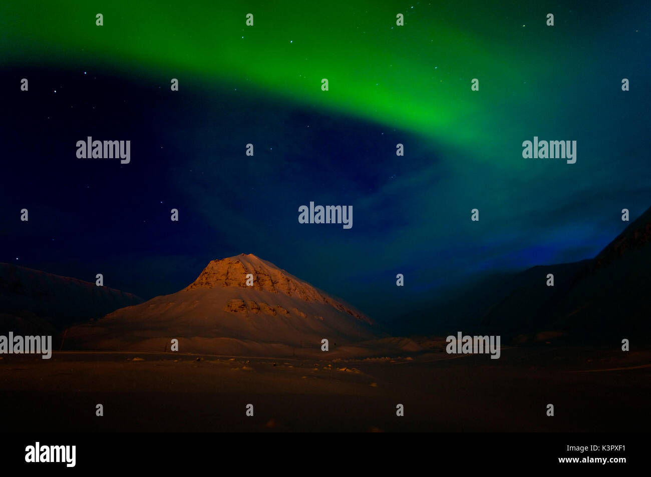 Northern Light à Nybyen,Longyearbyen, Spitzberg, Svalbard, Norvège Banque D'Images