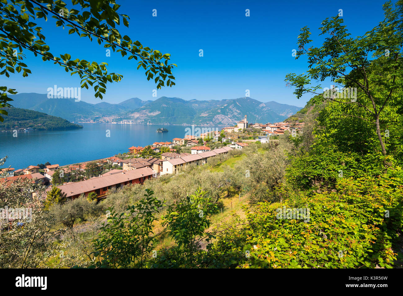 Marone, le lac d'Iseo, province de Brescia, Lombardie, Italie, district de l'Europe. Banque D'Images