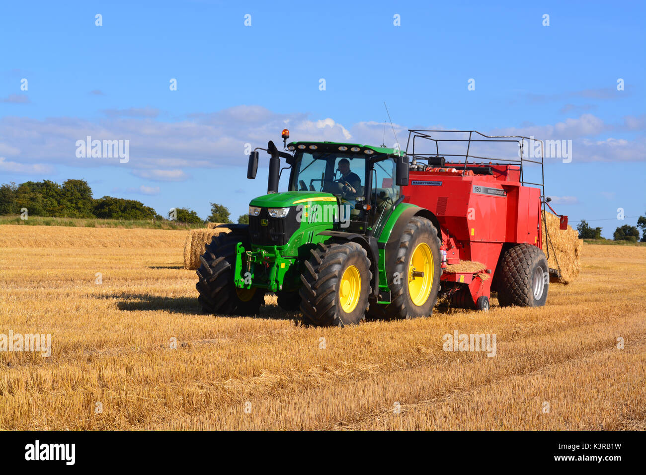 Tracteur John Deere 6215R Banque D'Images