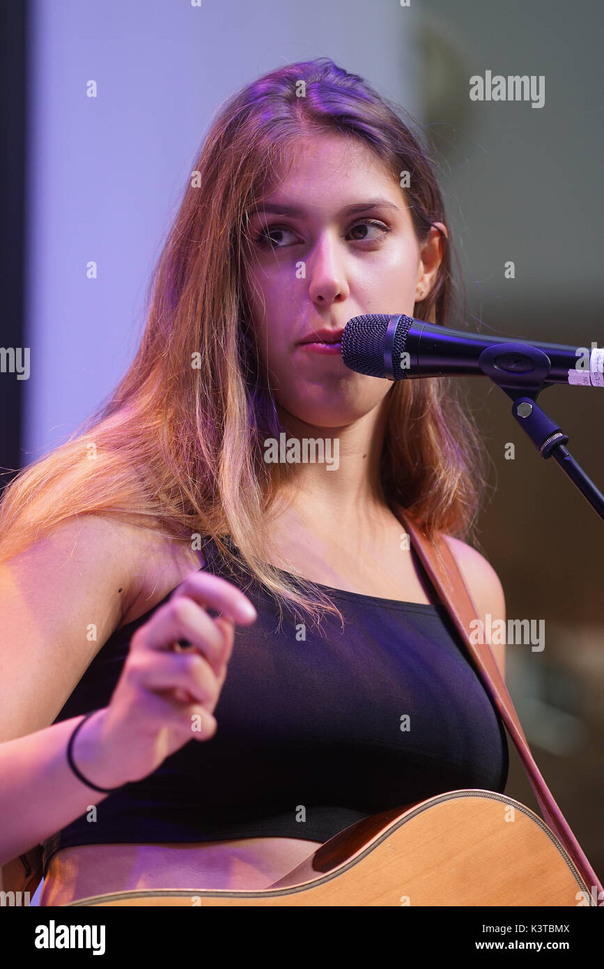 Londres, Royaume-Uni. Sep, 2017 3. Natalie guest Specail deux fois gagnant Shay en 2012 & 2015 fonctionne à la maire de Londres Concerts à Westfield London. Credit : Voir Li/Alamy Live News Banque D'Images