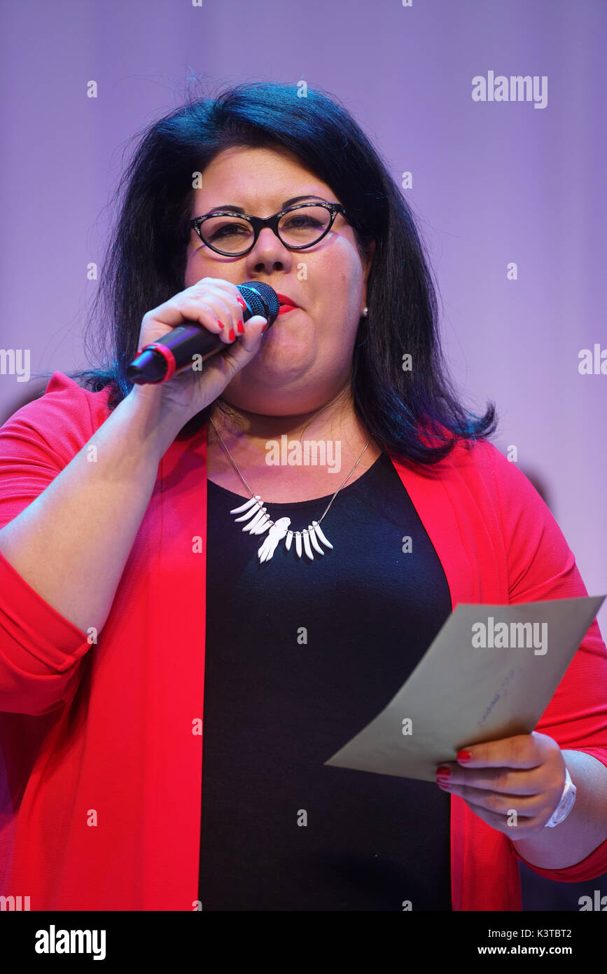 Londres, Royaume-Uni. Sep, 2017 3. Londres nuit tsar, Amy boiteux présent au gagnant Josh Gleaves effectuer à la maire de Londres Concerts à Westfield London. Credit : Voir Li/Alamy Live News Banque D'Images