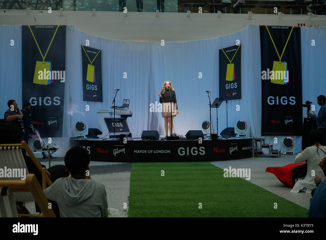 Londres, Royaume-Uni. Sep, 2017 3. Finalistes Maeve Fitzpatrick effectuer à la maire de Londres Concerts à Westfield London. Credit : Voir Li/Alamy Live News Banque D'Images