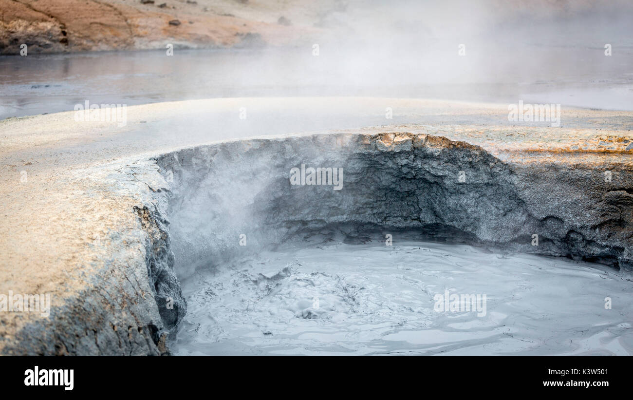 Zone géothermique Hverir, l'Islande, l'Europe. Banque D'Images