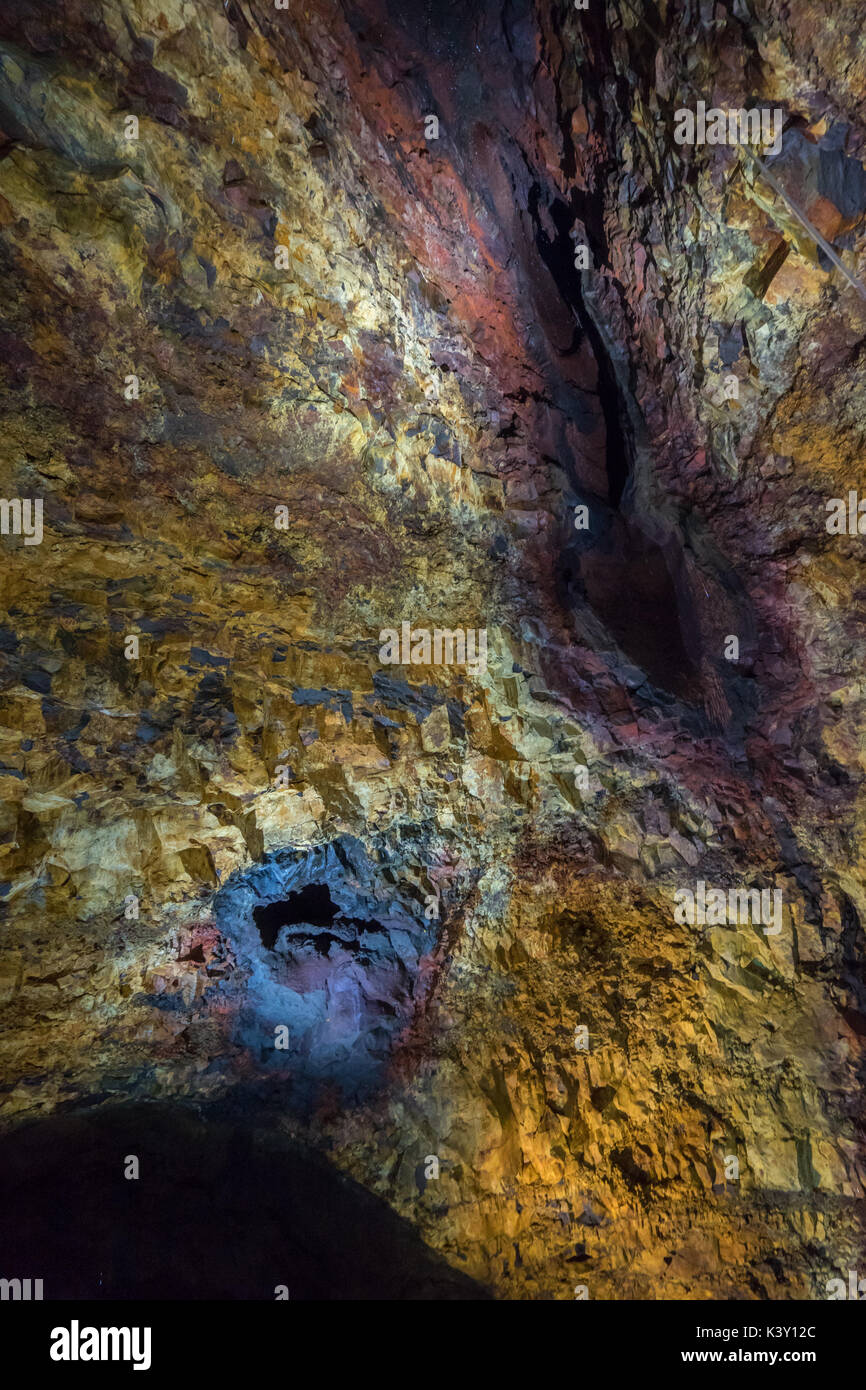 L'intérieur de la chambre magmatique du volcan Thrihnukagigur près de Reykjavik, Islande. Banque D'Images