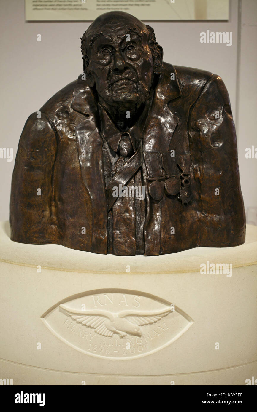 Henry Allingham, est décédé à l'âge de 113, le 18 juillet 2009. À l'époque la plus ancienne de la Grande-Bretagne l'homme. Vu le service actif dans la PREMIÈRE GUERRE MONDIALE. Banque D'Images