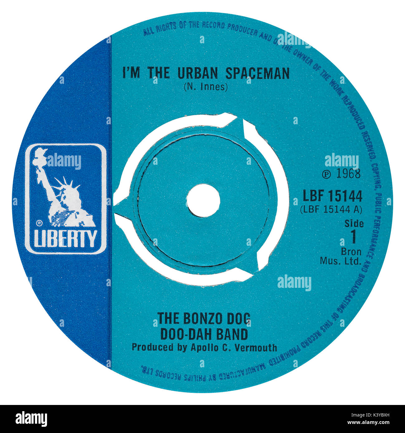 45 TR/MIN 7' UK record label de I'm the Urban Spaceman par le BONZO DOG Doo-Dah Band sur le label Liberty à partir de 1968. Écrit par Neil Innes et produit par Paul McCartney sous le pseudonyme Apollo C. Vermouth. Banque D'Images